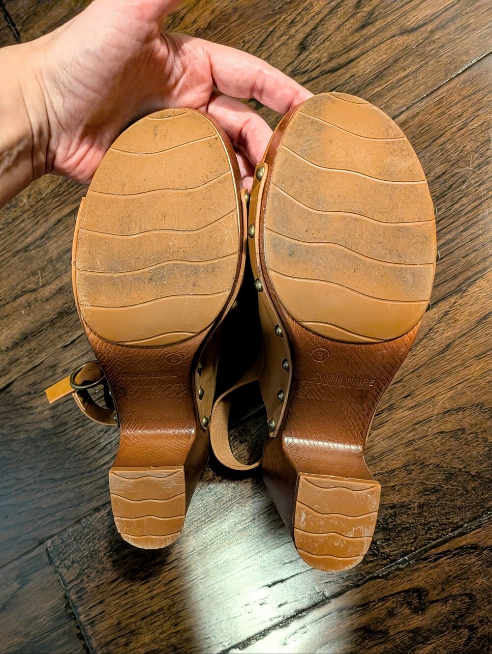 Cushionaire Women's Slingback Sandals - Picture 10 of 10